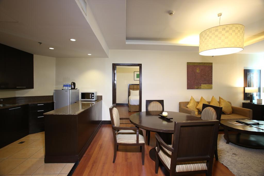 Crown Regency Hotel & Towers Cebu Eksteriør billede